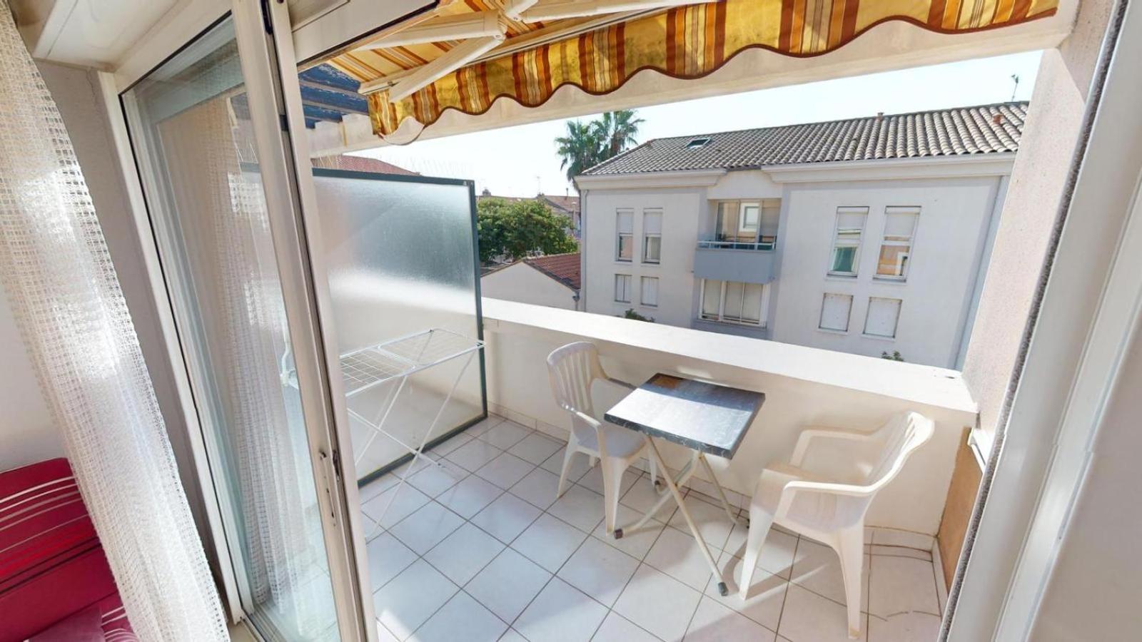 T2 Clim Avec Terrasse Et Place De Parking Privative 바라뤽레벵즈 외부 사진